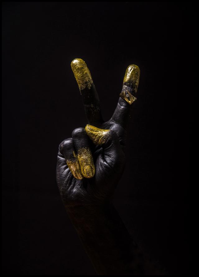 Golden Hands III Plakat