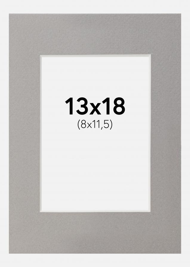 Passepartout Grå 13x18 cm (8x11,5)