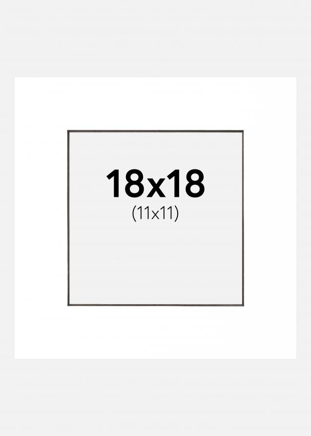 Passepartout Hvid (Sort kerne) 18x18 cm (11x11 cm)