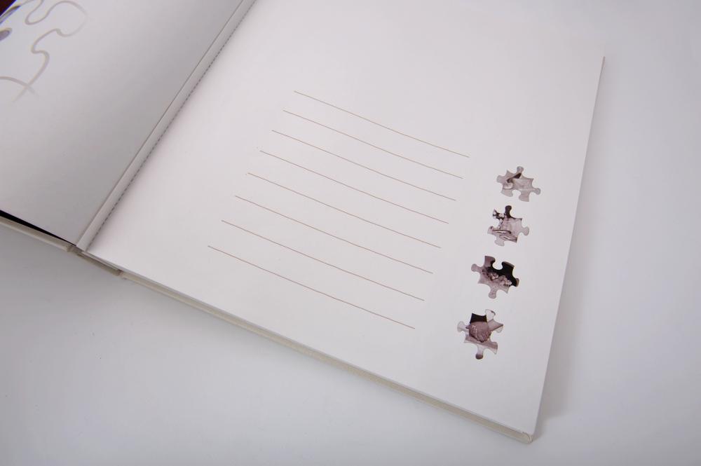 Puzzle Wedding Album - 28x30,5 cm (60 Hvide sider / 30 blade)
