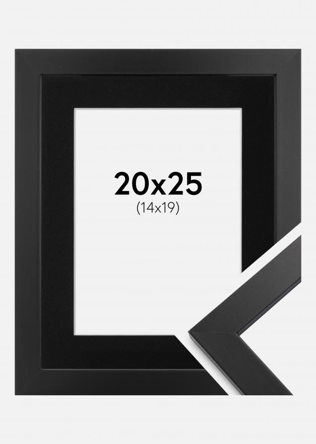 Ramme Black Wood 20x25 cm - Passepartout Sort 15x20 cm