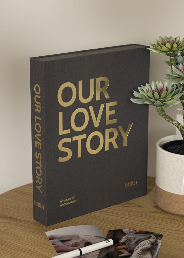 KAILA OUR LOVE STORY Black - Coffee Table Photo Album (60 Sorte Sider)