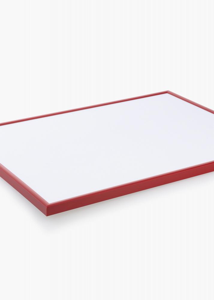 Ramme New Lifestyle Medium Red 70x100 cm - Passepartout Sort 59,4x84 cm (A1)