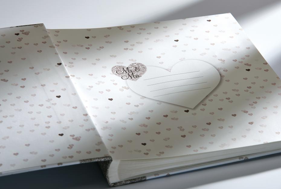 Our Love Story - 28x30,5 cm (50 Hvide sider)