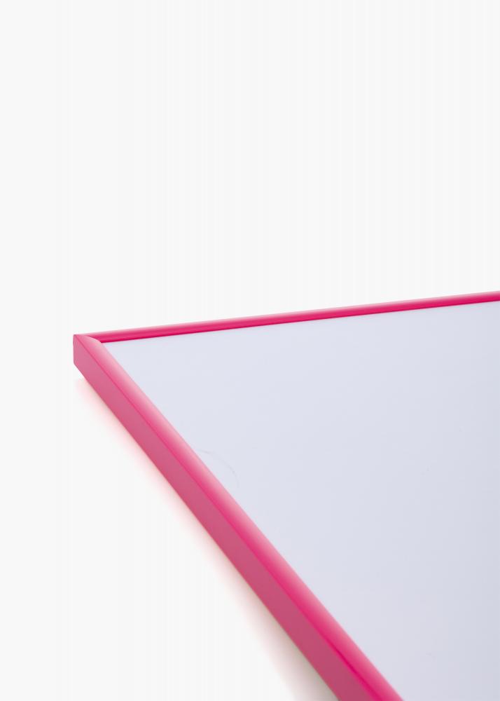 Ramme New Lifestyle Hot Pink 50x70 cm - Passepartout Hvid 42x59,4 cm (A2)