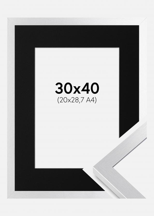 Ramme Selection Sølv 30x40 cm - Passepartout Sort 21x29,7 cm (A4)
