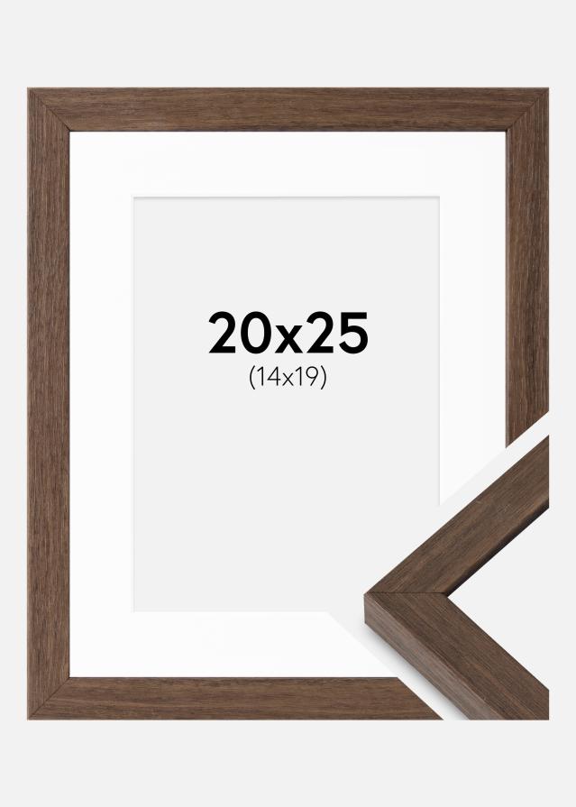 Ramme Hermes Valnød 20x25 cm - Passepartout Hvid 15x20 cm