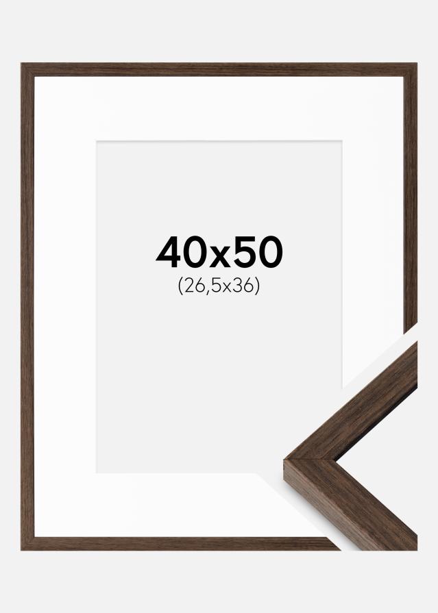 Ramme Ares Valnød 40x50 cm - Passepartout Hvid 27,5x37 cm