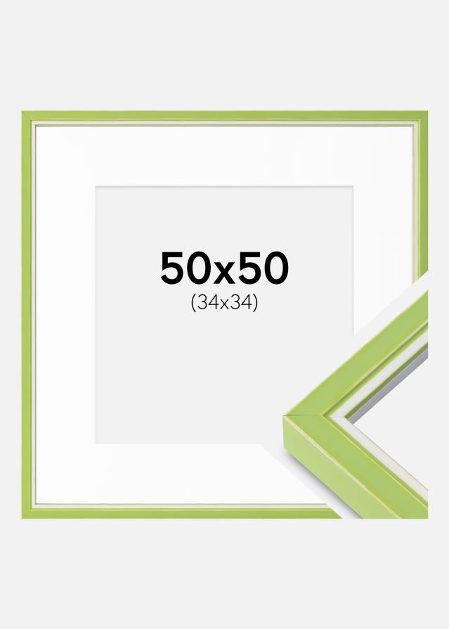 Ramme Diana lysegrøn 50x50 cm - Passepartout Hvid 35x35 cm