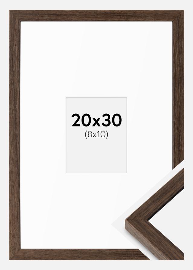 Ramme Ares Valnød 20x30 cm - Passepartout Hvid 9x11 cm