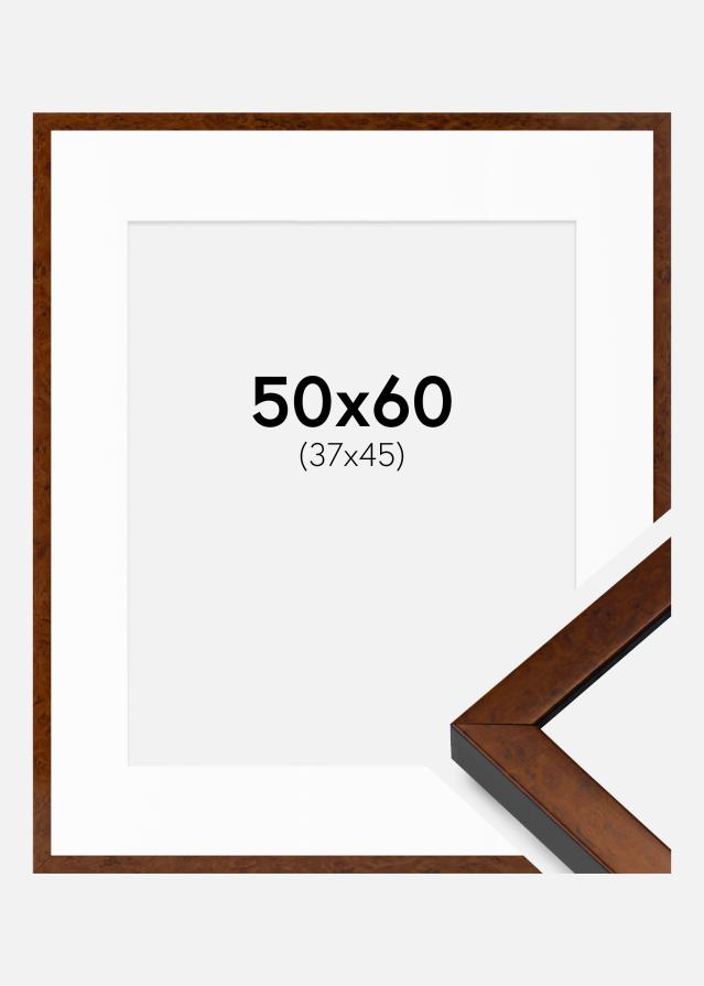 Ramme Ares valnød 50x60 cm - Passepartout Hvid 38x46 cm