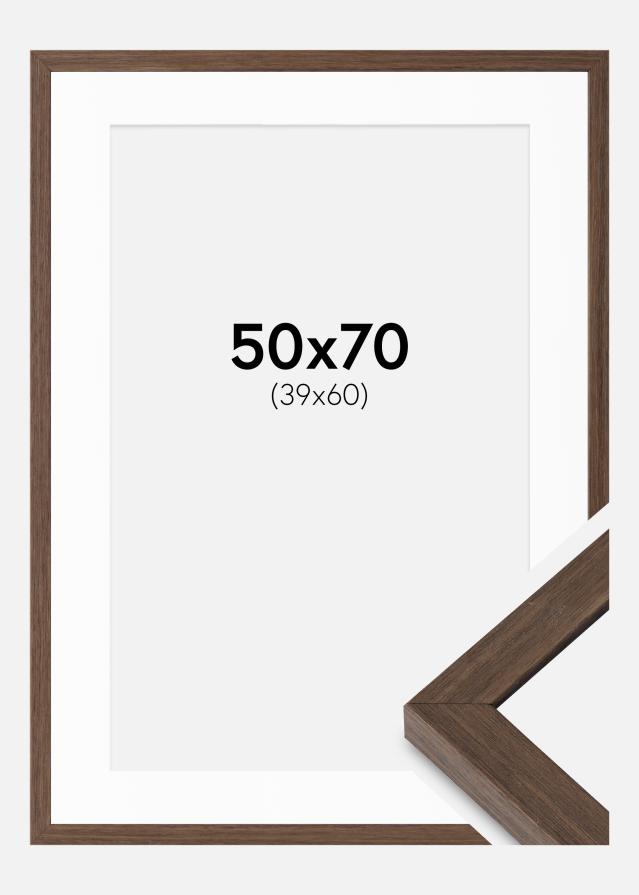 Ramme Hermes Valnød 50x70 cm - Passepartout Hvid 40x61 cm