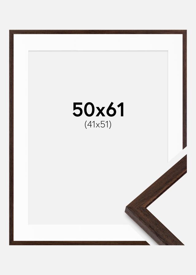 Ramme Edsbyn Valnød 50x61 cm - Passepartout Hvid 42x52 cm