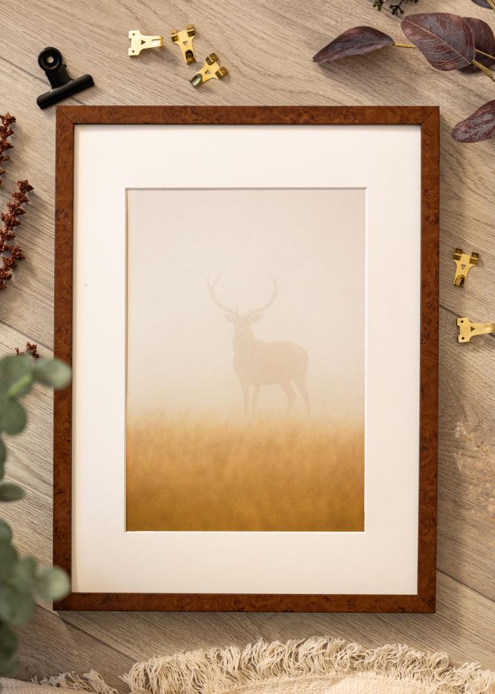 Ramme Ares valnød 50x70 cm - Passepartout Hvid 42x59,4 cm