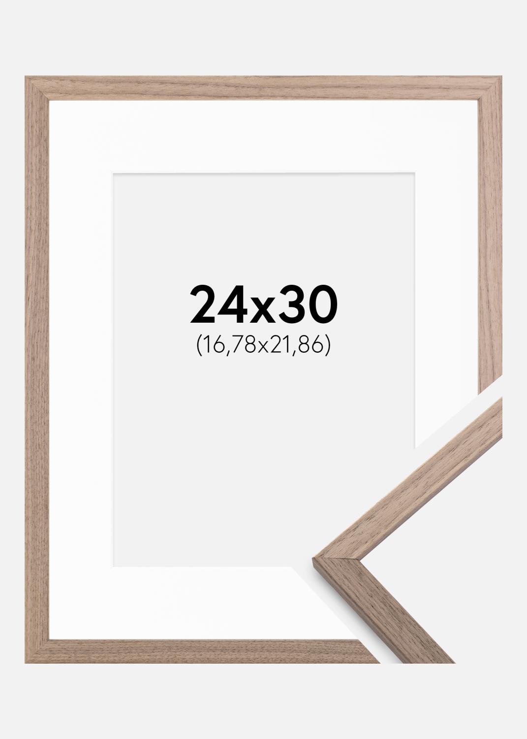 Product Image for Ramme Edsbyn Lys Valnød 24x30 cm - Passepartout Hvid 7x9 inches