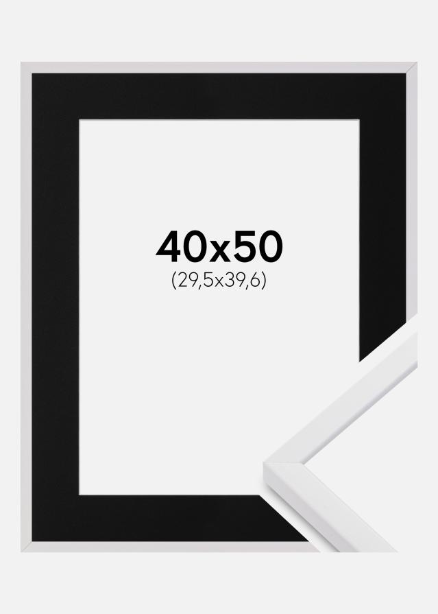 Ramme E-Line Hvid 40x50 cm - Passepartout Sort 12x16 inches