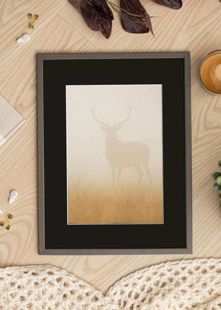 Ramme Edsbyn Grafit 20x28 cm - Passepartout Sort 15x23 cm