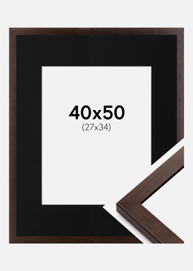 Ramme Selection Valnød 40x50 cm - Passepartout Sort 28x35 cm