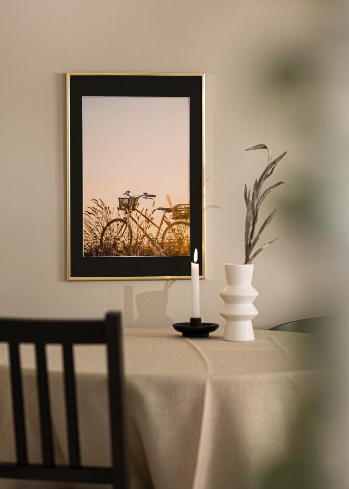 Ramme New Lifestyle Shiny Gold 20x30 cm - Passepartout Sort 15x21 cm (A5)