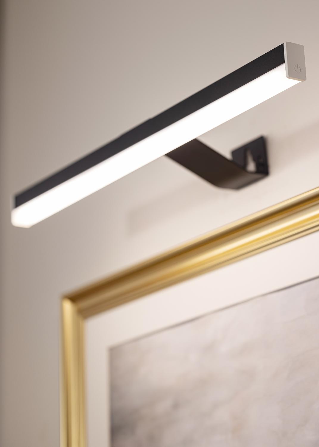 Product Image for KAILA Radiate Batteridrevet Tavelbelysning 55 cm - Sort