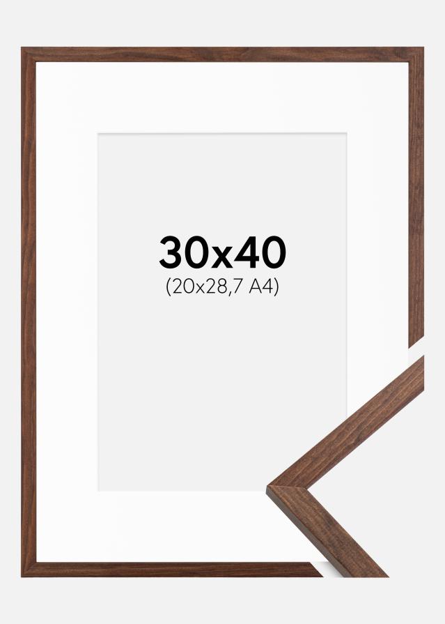 Ramme Galant Valnød 30x40 cm - Passepartout Hvid 21x29,7 cm (A4)