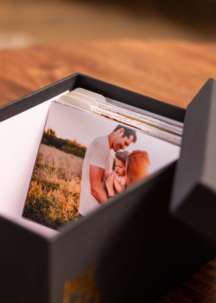 KAILA MEMORIES Fotoboks (700 billeder i 10x15 cm) - Sort