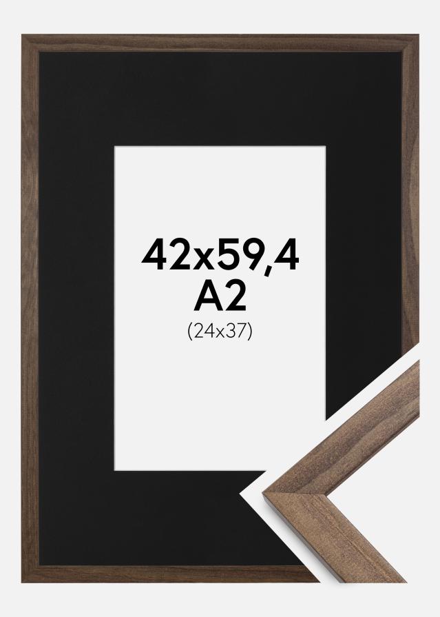 Ramme Stilren Valnød 42x59,4 cm (A2) - Passepartout Sort 25x38 cm