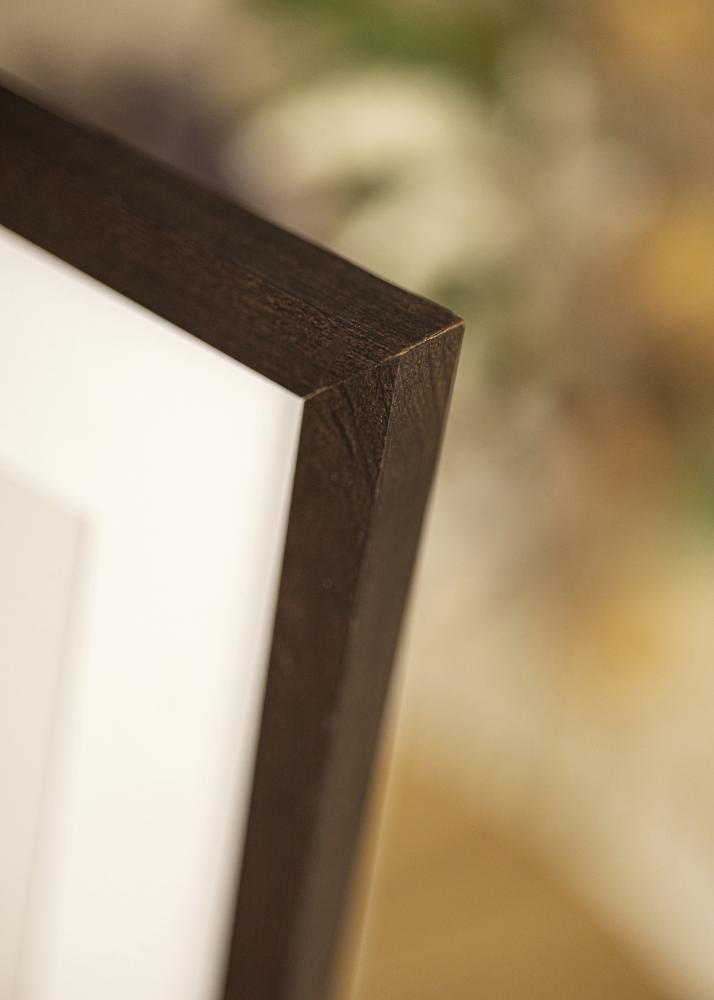 Ramme Selection Valnød 50x70 cm - Passepartout Hvid 16x24 inches