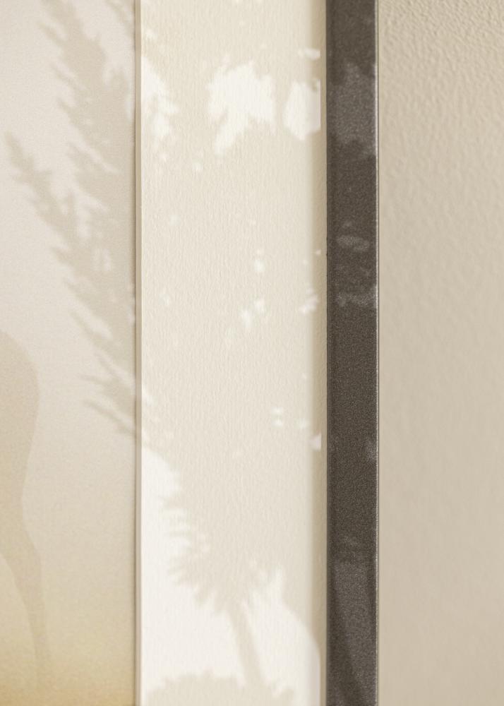 Ramme Edsbyn Grafit 32x45 cm - Passepartout Hvid 25x30 cm