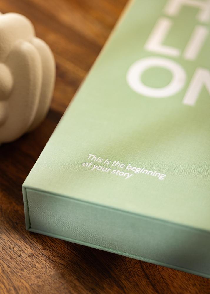 KAILA HI LITTLE ONE Mint - Coffee Table Photo Album (60 Sorte Sidere)