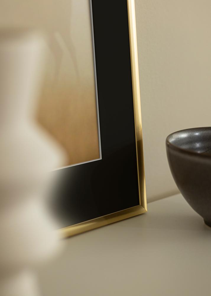 Ramme New Lifestyle Shiny Gold 20x30 cm - Passepartout Sort 15x21 cm (A5)