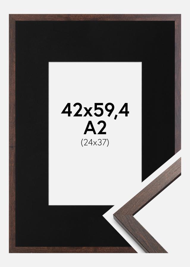 Ramme Trendy Valnød 42x59,4 cm (A2) - Passepartout Sort 25x38 cm