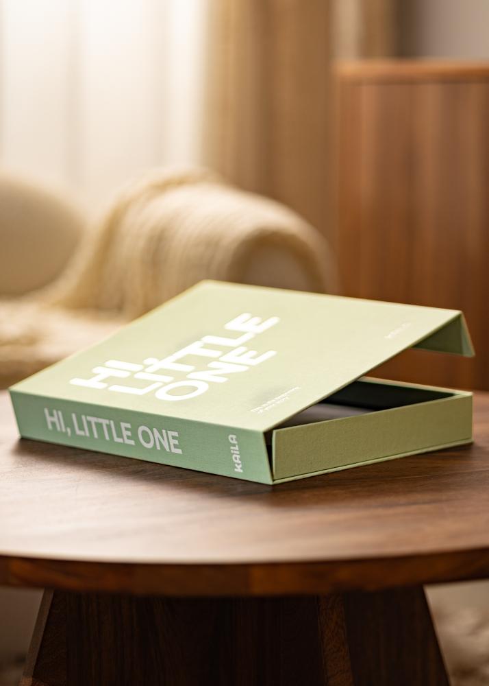KAILA HI LITTLE ONE Mint - Coffee Table Photo Album (60 Sorte Sidere)
