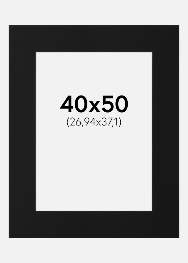 Passepartout Sort Standard (Hvid kerne) 40x50 cm (26,94x37,1)