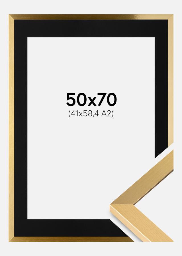 Ramme Selection Guld 50x70 cm - Passepartout Sort 42x59,4 cm (A2)