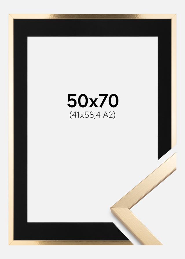 Ramme Trendy Guld 50x70 cm - Passepartout Sort 42x59,4 cm (A2)
