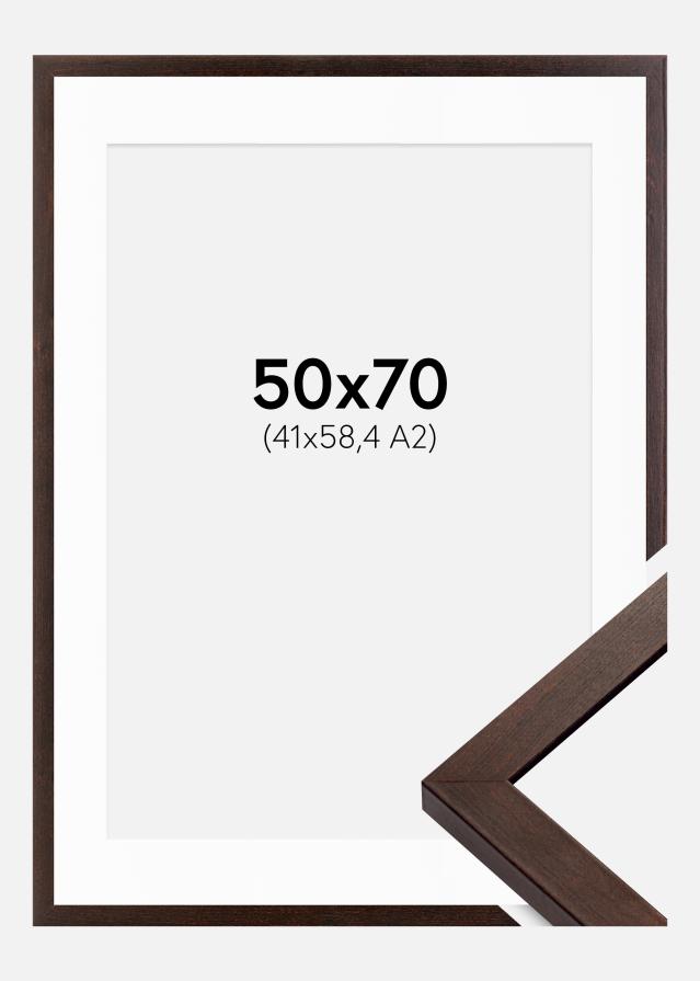 Ramme Selection Valnød 50x70 cm - Passepartout Hvid 42x59,4 cm (A2)
