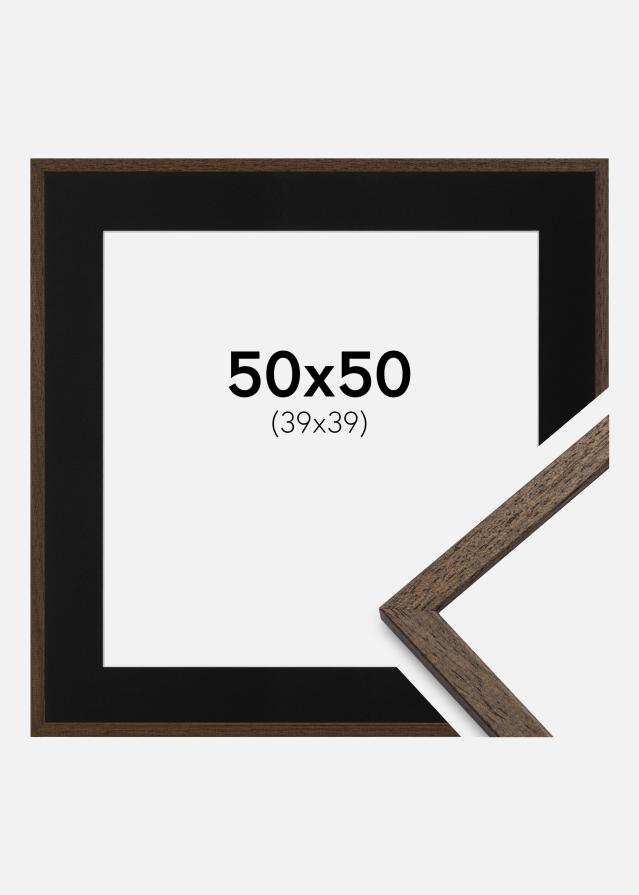 Ramme Edsbyn Valnød 50x50 cm - Passepartout Sort 40x40 cm