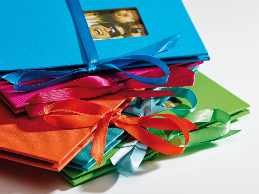 Fun Leporello rød - 12 Billeder i 15x20 cm
