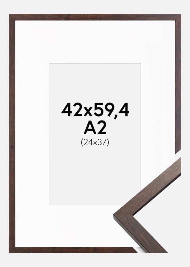 Ramme Trendy Valnød 42x59,4 cm (A2) - Passepartout Hvid 25x38 cm