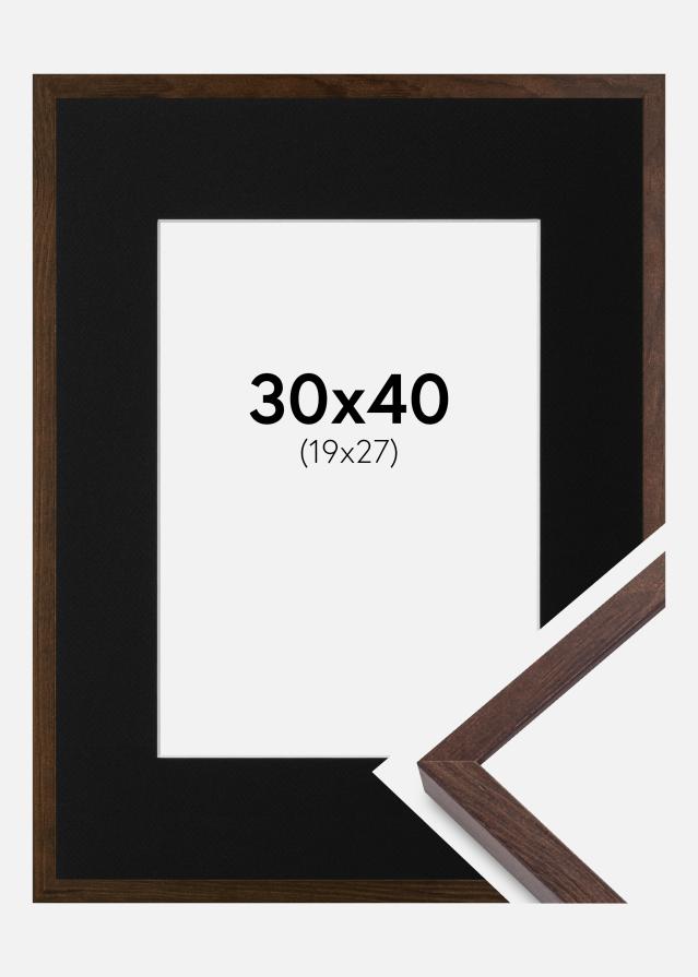 Ramme E-Line Valnød 30x40 cm - Passepartout Sort 20x28 cm