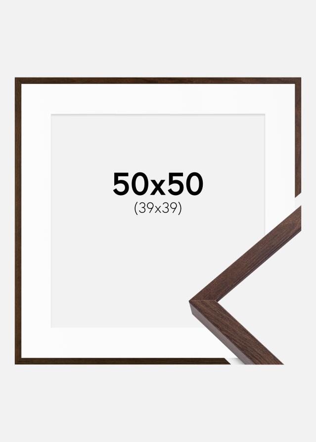 Ramme E-Line Valnød 50x50 cm - Passepartout Hvid 40x40 cm
