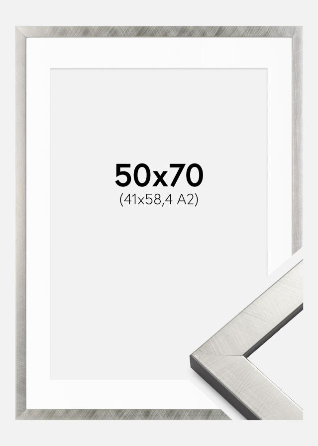 Ramme Uppsala Sølv 50x70 cm - Passepartout Hvid 42x59,4 cm (A2)