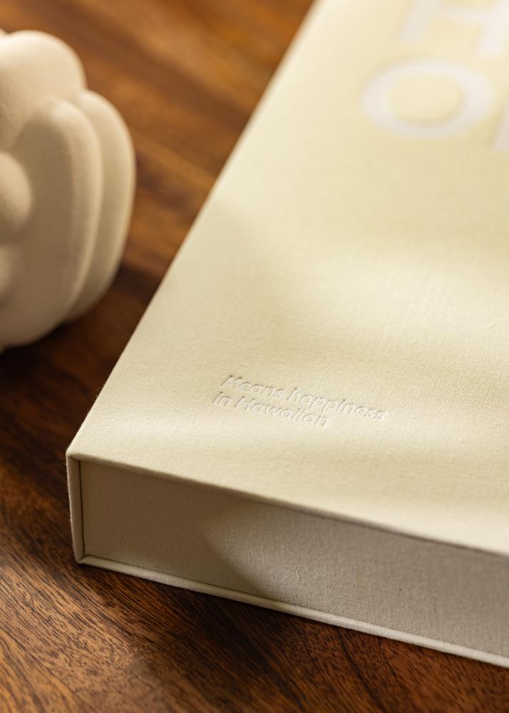 KAILA HAU'OLI - Coffee Table Photo Album (60 Sorte Sider / 30 Blade)