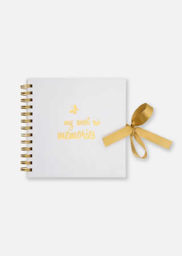 Sweet Memories Guld - 18x18 cm (48 Vita sidor / 24 blad)