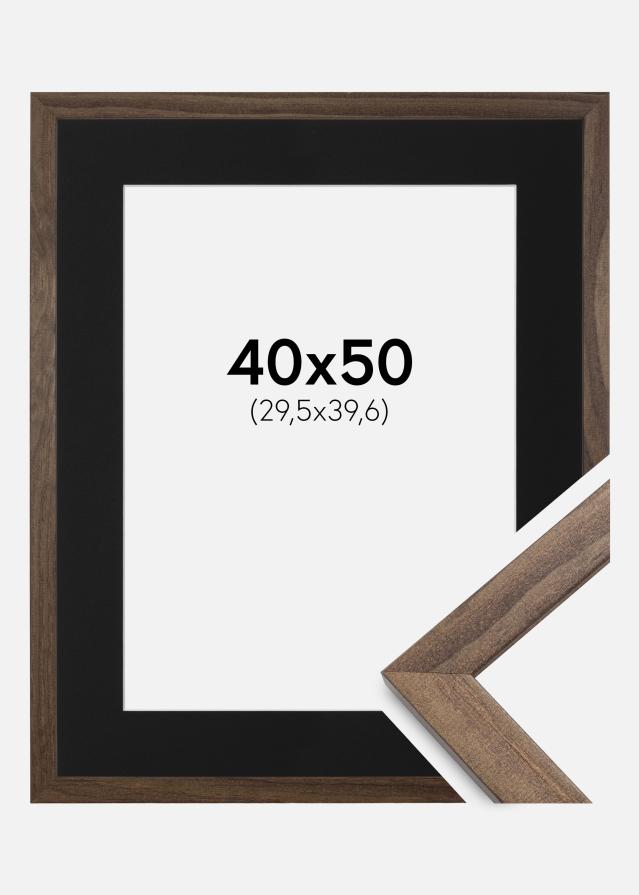 Ramme Stilren Valnød 40x50 cm - Passepartout Sort 12x16 inches (30,48x40,64 cm)