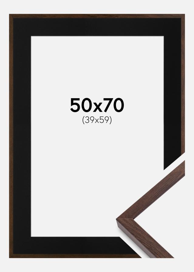 Ramme E-Line Valnød 50x70 cm - Passepartout Sort 40x60 cm