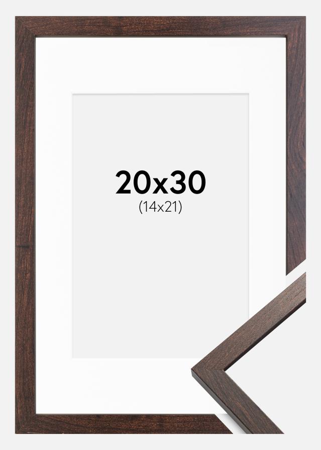 Ramme Trendy Valnød 20x30 cm - Passepartout Hvid 15x22 cm